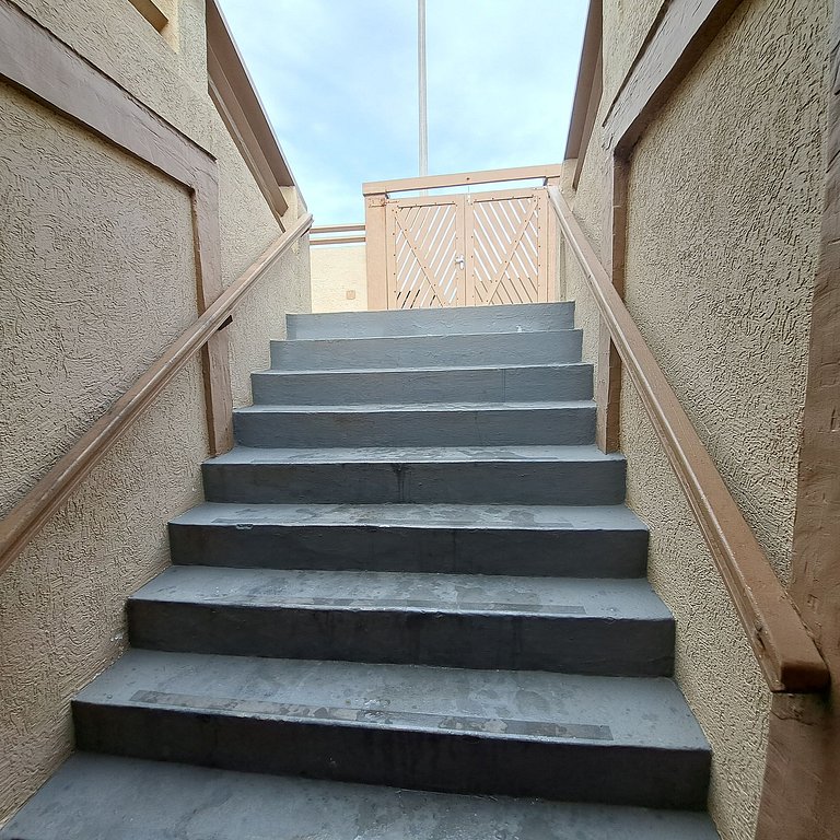Casa beira da Praia Peró Condomínio com segurança