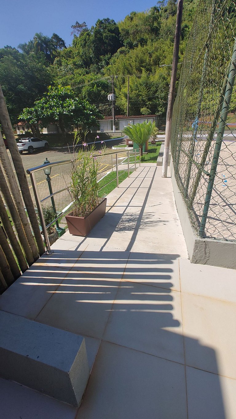 Lindo 3 Qts com Deck churrasqueira Piscina Angra