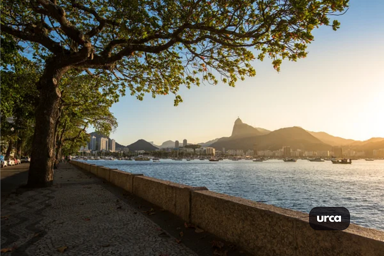 Apto Completo com VAGA entre Botafogo e Copacabana