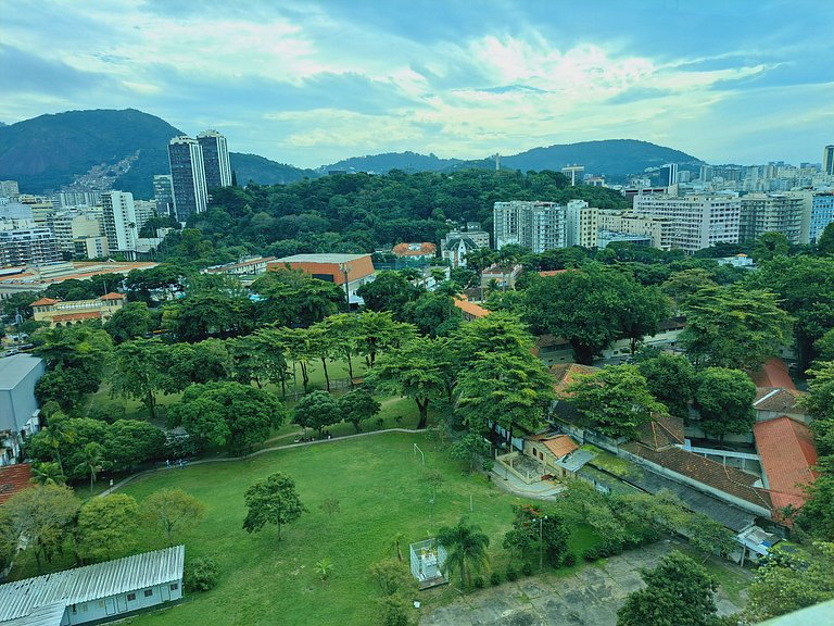 Apto Completo com VAGA entre Botafogo e Copacabana