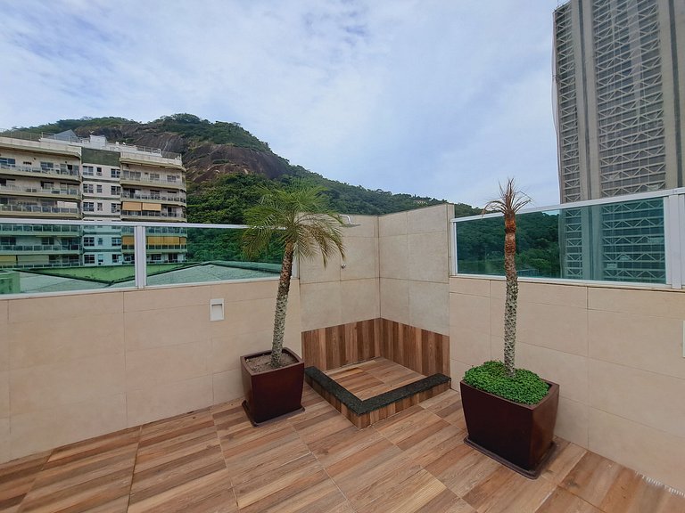 Complete apartment with SPACE between Botafogo and Copacaban
