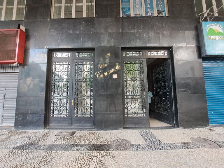 Novíssimo APTO metrô na porta VLT Centro Rio