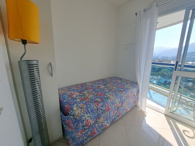 Quarto2 suíte com Vista Pedra de Itauna Barra RJ - home with