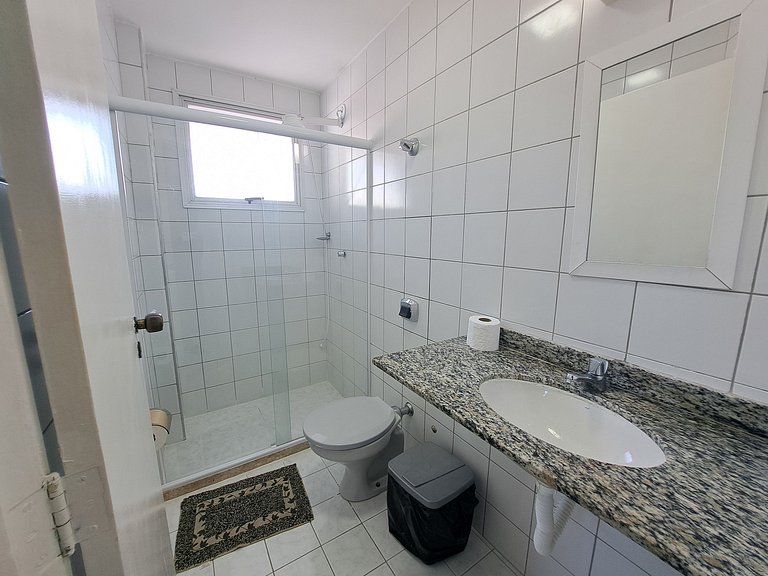 Beautiful 2 bedrooms with air conditioning and garage Praia