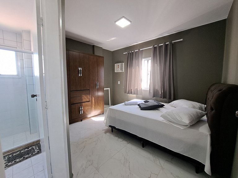 Beautiful 2 bedrooms with air conditioning and garage Praia