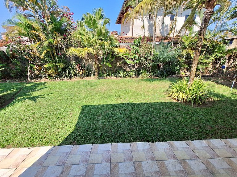 Casa Mega confortável a pé da Praia Pereque Angra