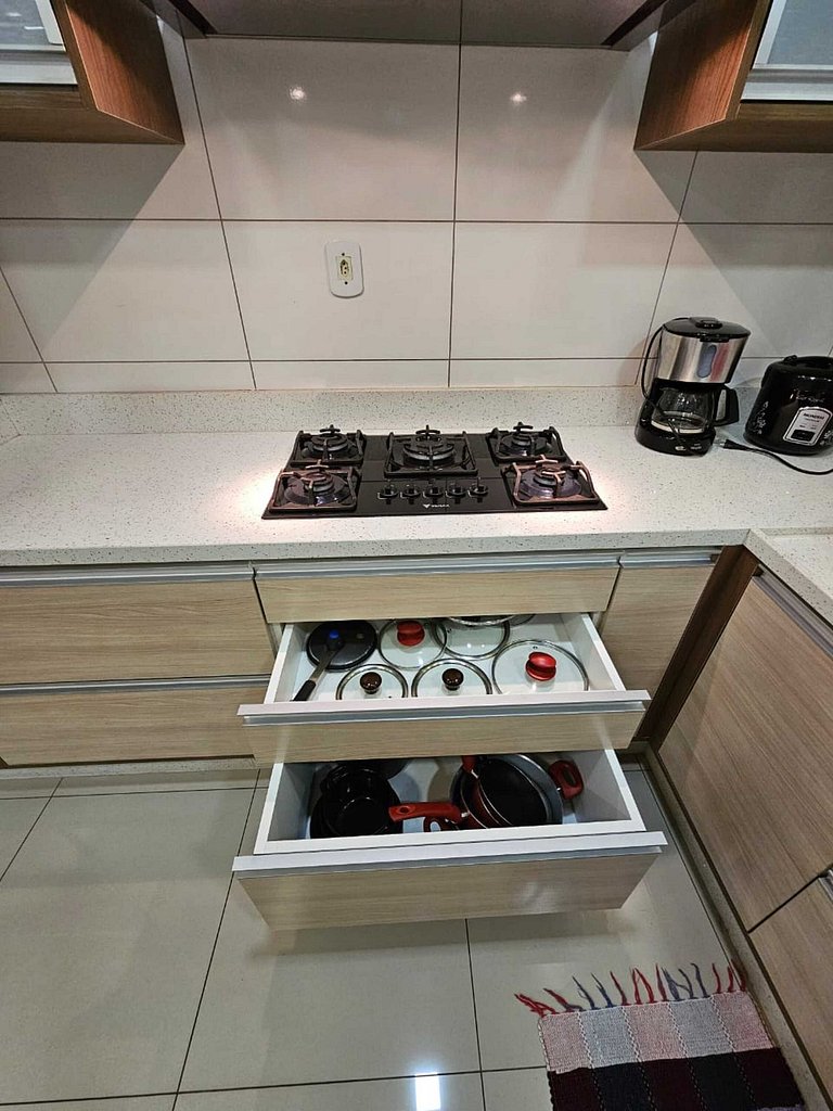 Linda Casa 2 qrts Churrasqueira garagem Resende RJ