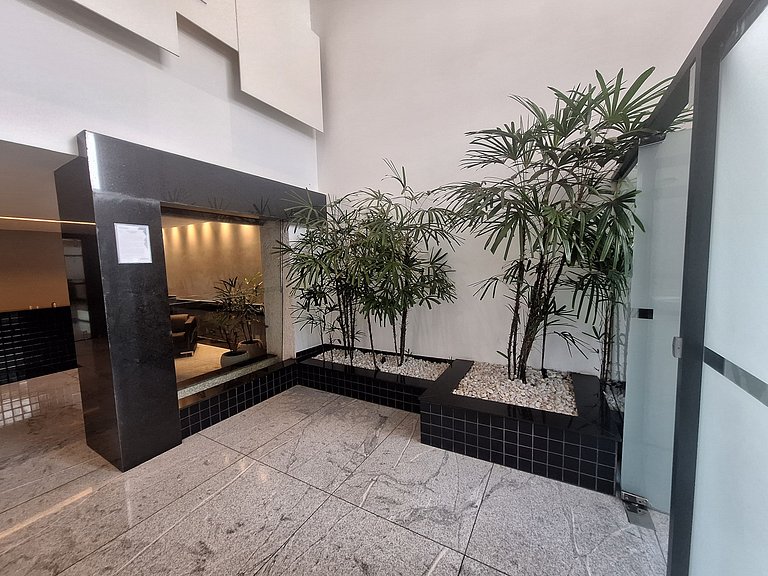Flat piscina sauna garagem em Estoril BH