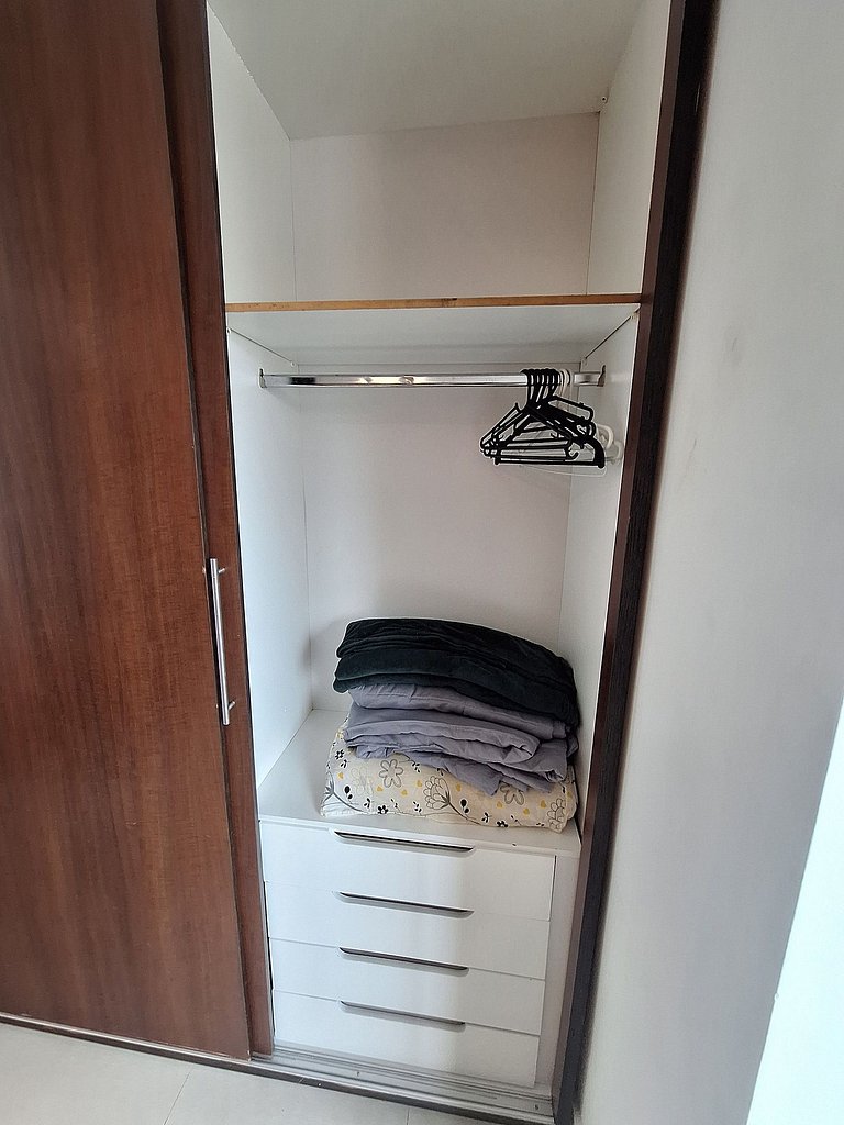 Flat piscina sauna garagem em Estoril BH