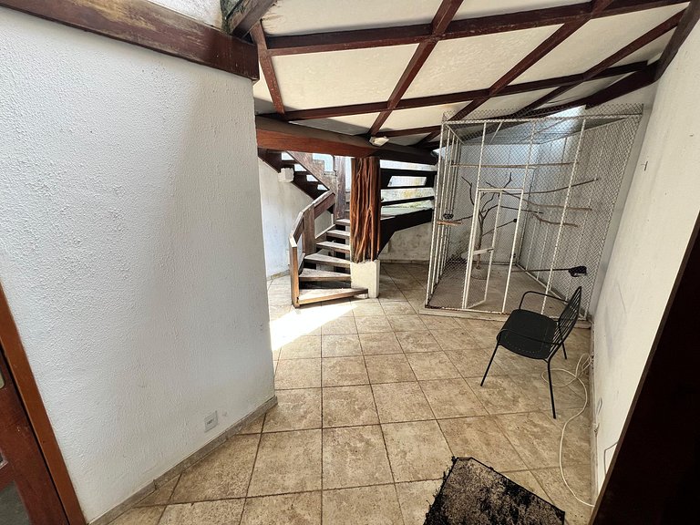 Mega casa 5 suítes, vista pro mar, piscina e churrasqueira J