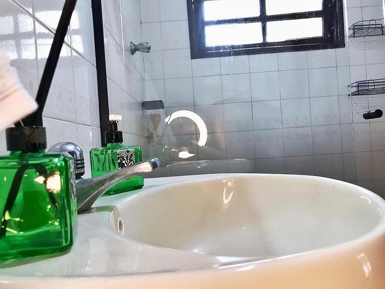 Linda suíte privativa ar condicionado Imbetiba Macaé RJ - An
