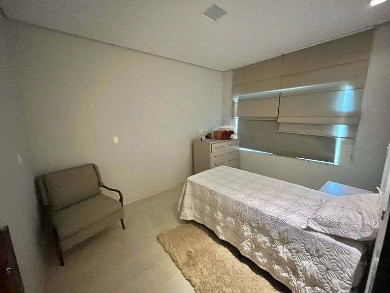 Quarto privativo, casa em condomínio c/ garagem - Itabirito