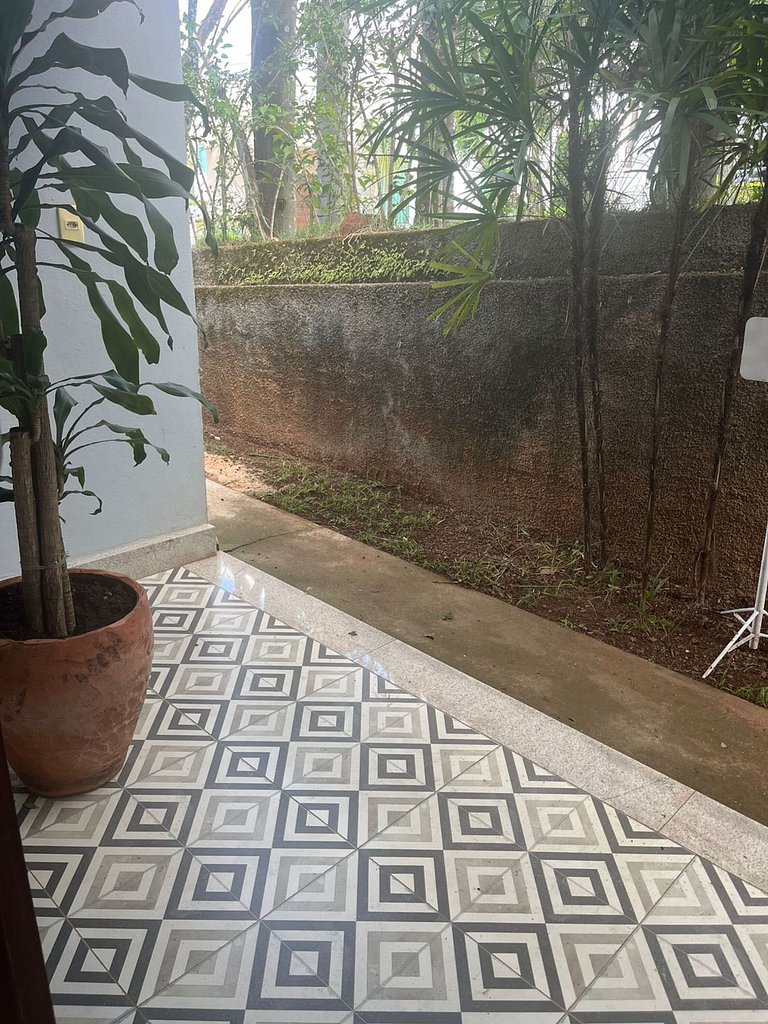 Quarto privativo, casa em condomínio c/ garagem - Itabirito