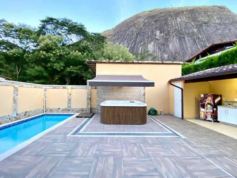 Recanto na Serra Churrasqueira Jacuzzi Piscina Petrópolis RJ