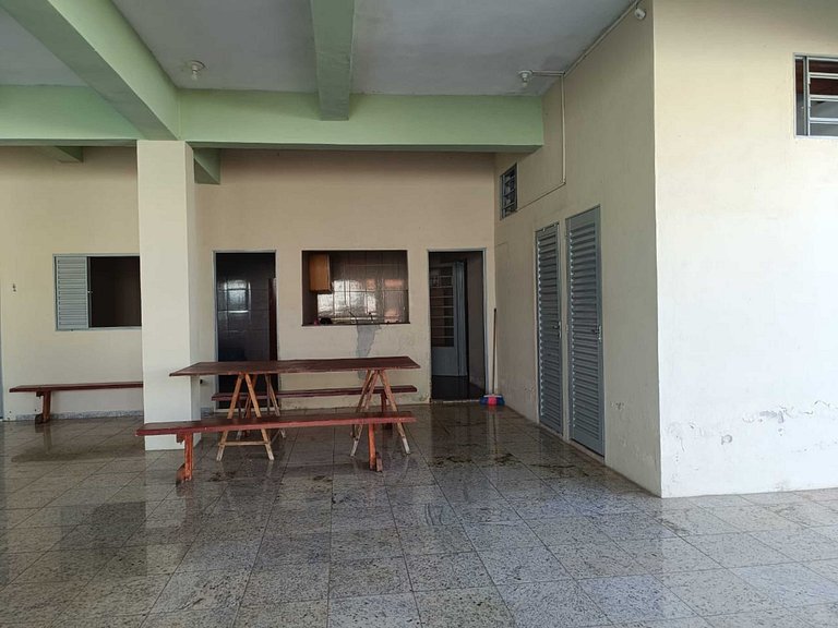 Casa ampla 3 qtos S. João da Boa Vista SP
