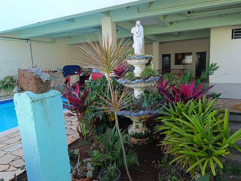 Casa ampla 3 qtos S. João da Boa Vista SP