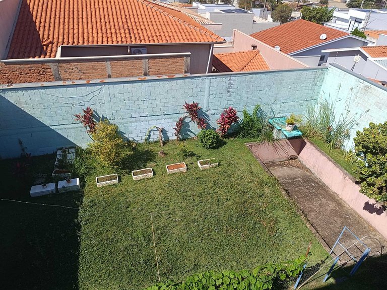 Casa ampla 3 qtos S. João da Boa Vista SP