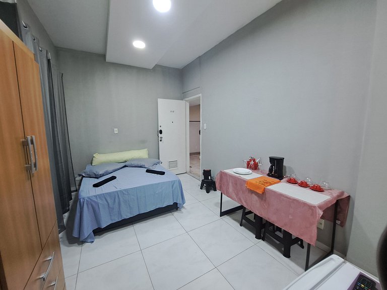 Estúdio ar condicionado Excelente Localização Copacabana RJ