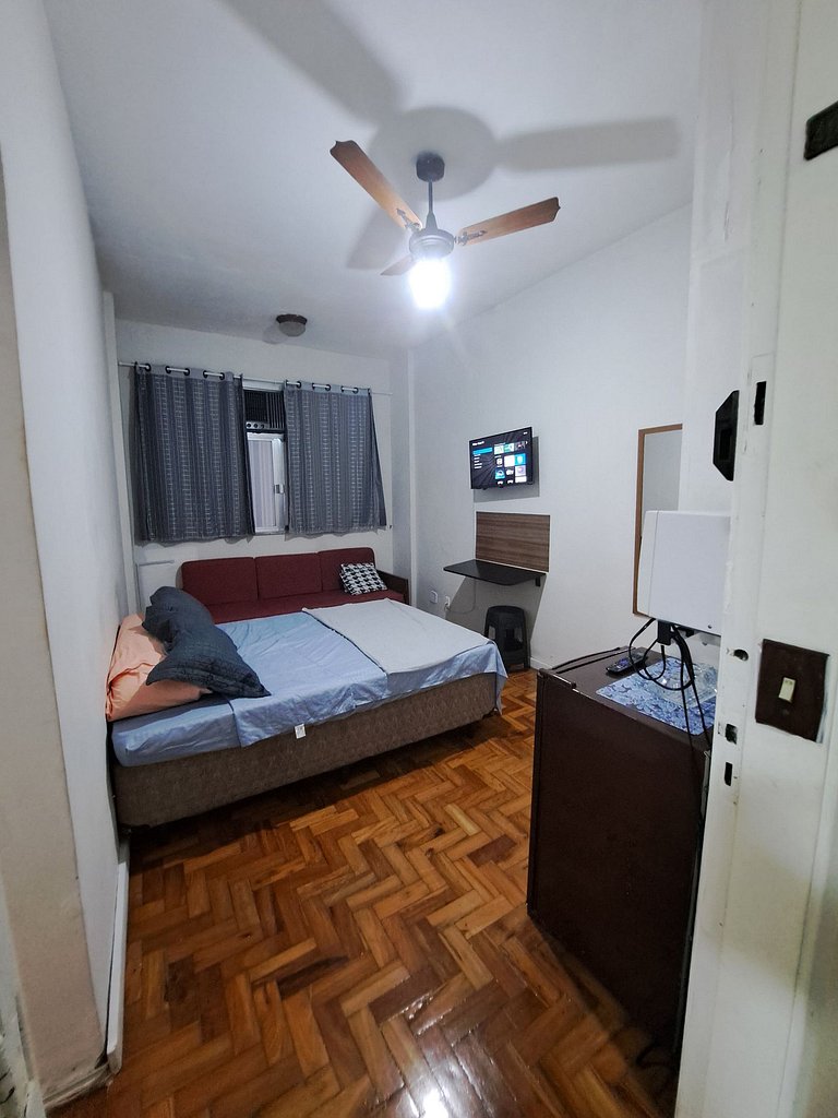 Estúdio ótima localização ar condicionado Copacabana RJ