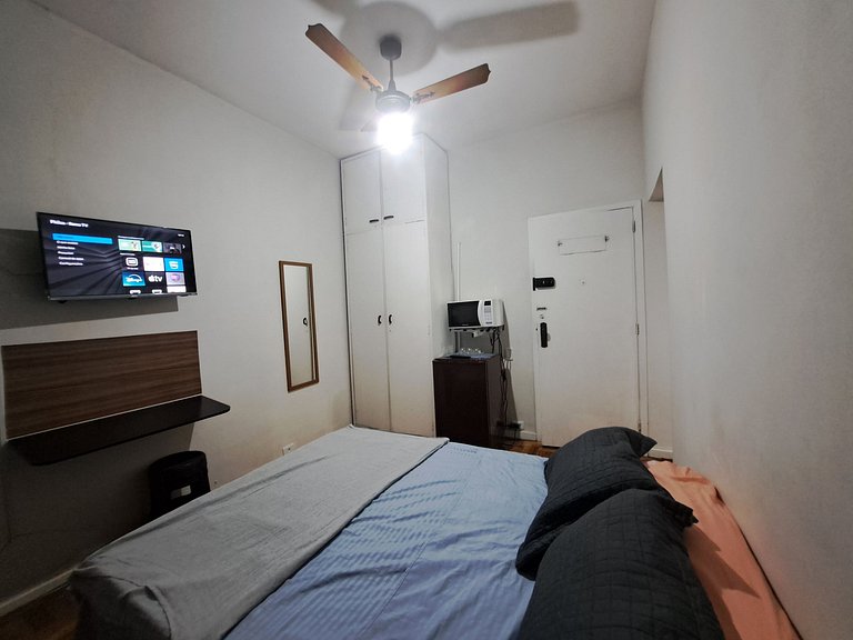 Estúdio ótima localização ar condicionado Copacabana RJ