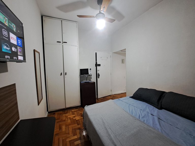 Estúdio ótima localização ar condicionado Copacabana RJ