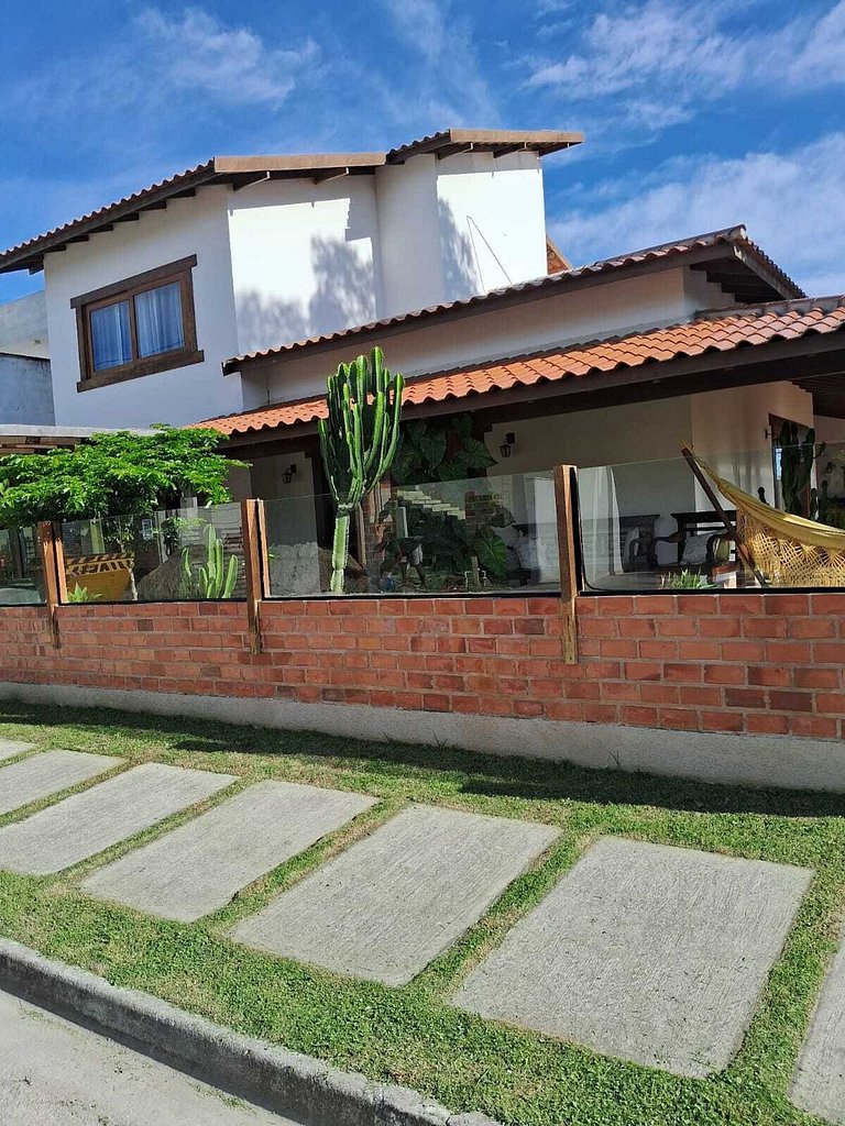 Casa encantadora com piscina e área gourmet - São Pedro da A