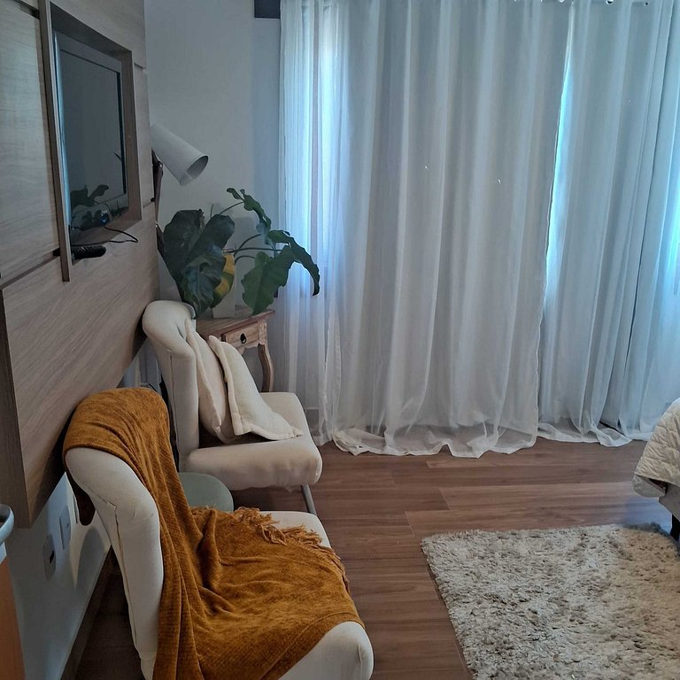 Casa encantadora com piscina e área gourmet - São Pedro da A