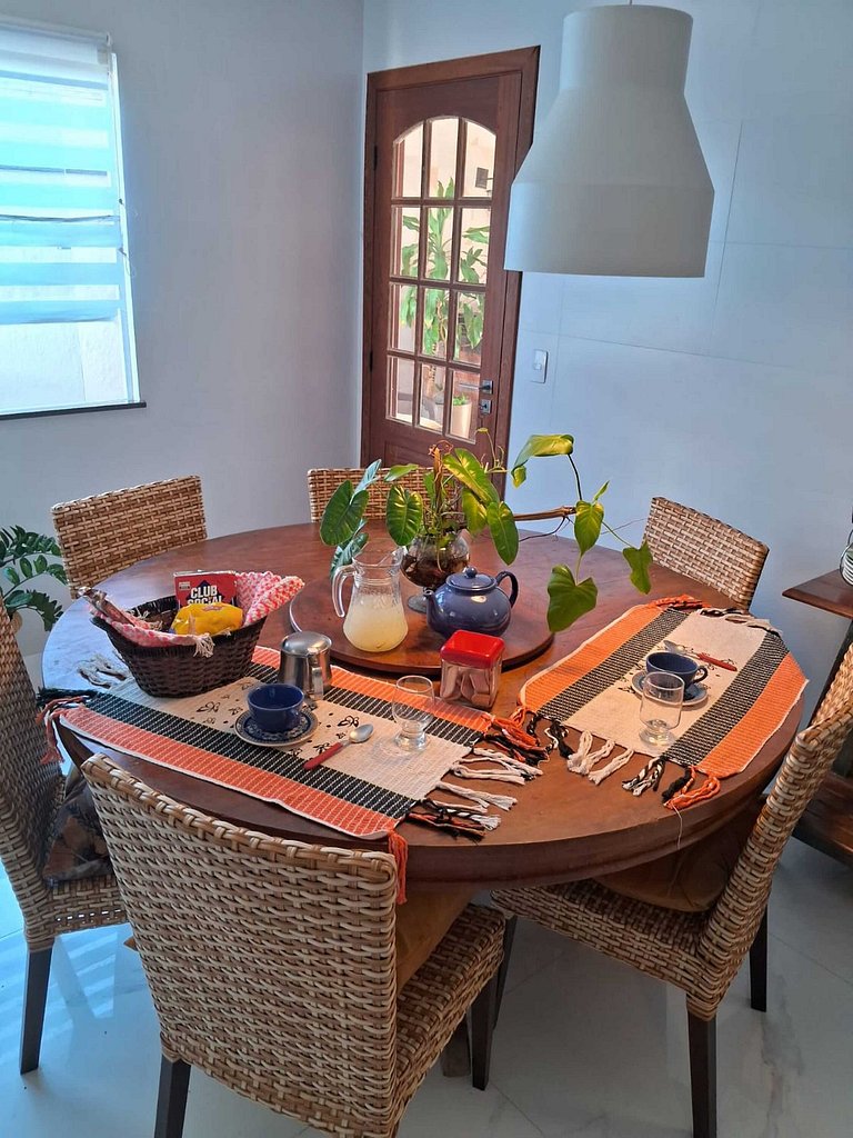 Casa encantadora com piscina e área gourmet - São Pedro da A
