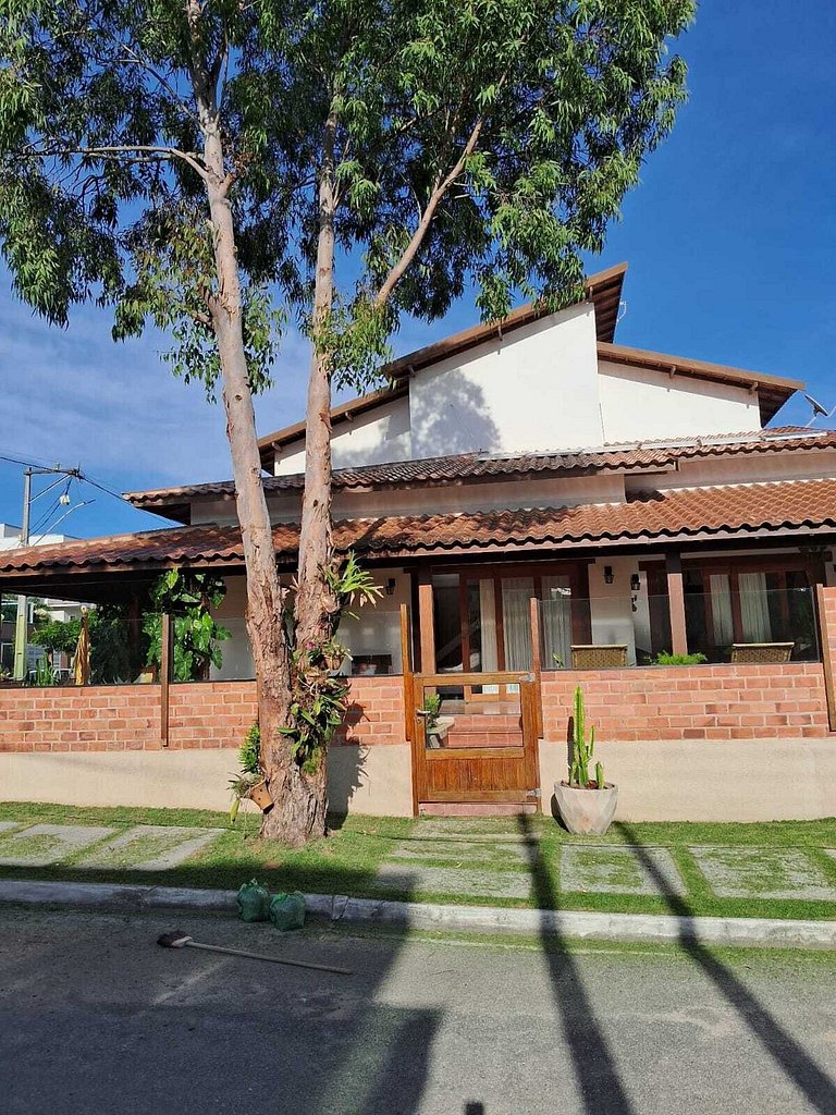 Casa encantadora com piscina e área gourmet - São Pedro da A