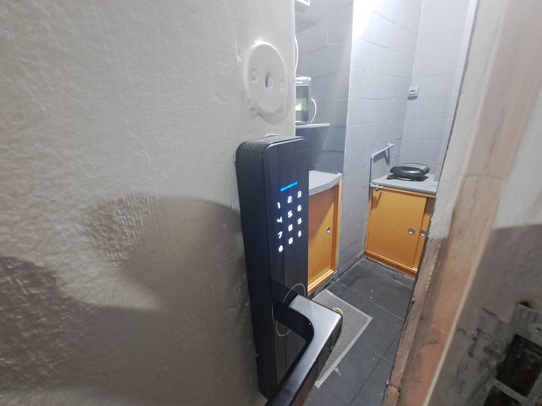Estúdio confortável ar condicionado Copacabana RJ