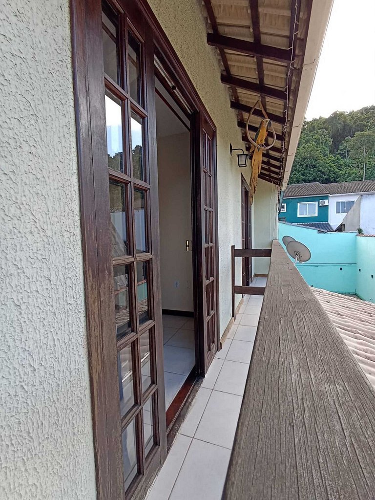 Casa 3 qts garagem churrasqueira Garatucaia RJ
