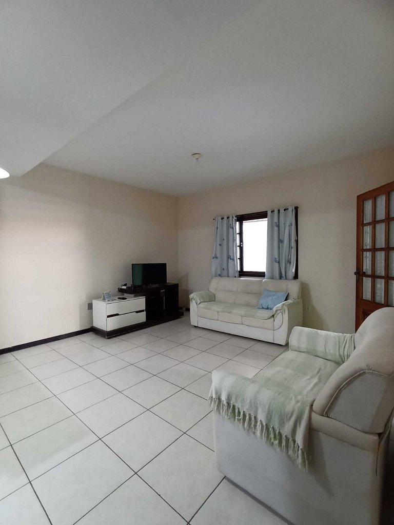 Casa 3 qts garagem churrasqueira Garatucaia RJ