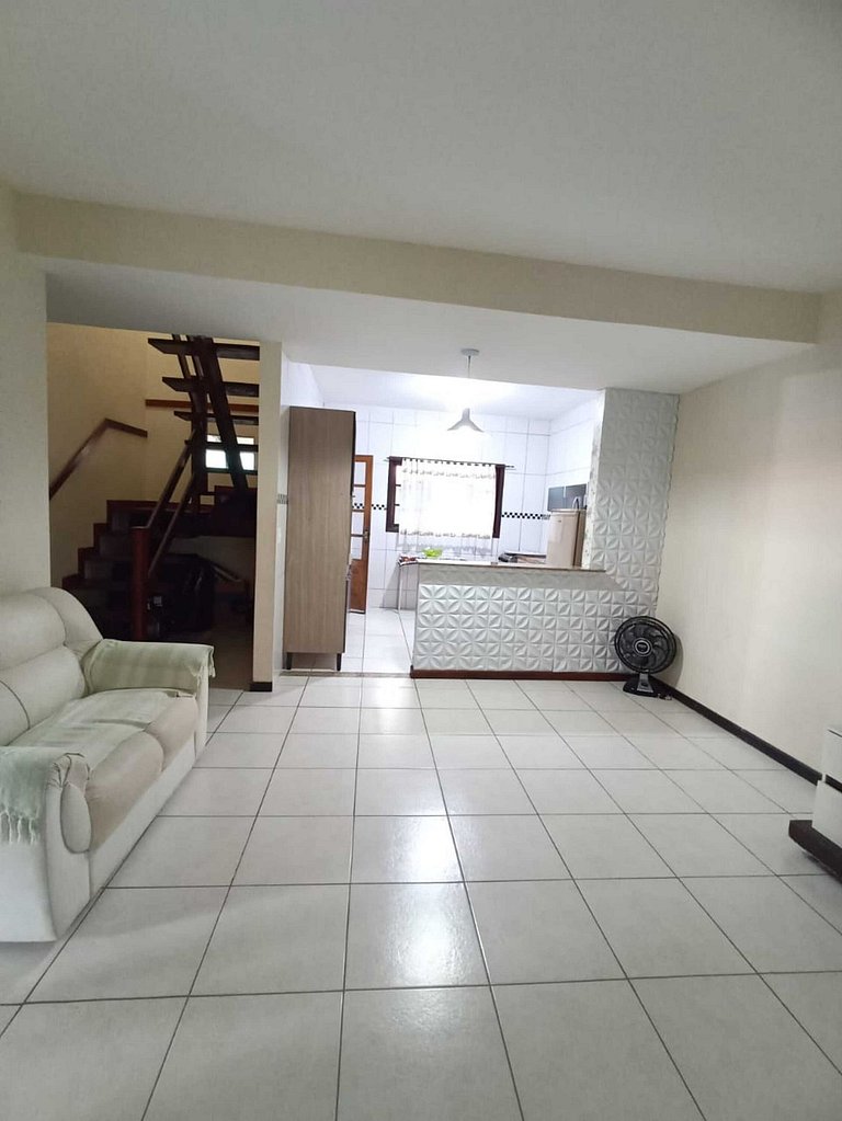 Casa 3 qts garagem churrasqueira Garatucaia RJ