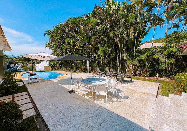 Mansão Alto padrão Deck piscina Porto Frade Angra
