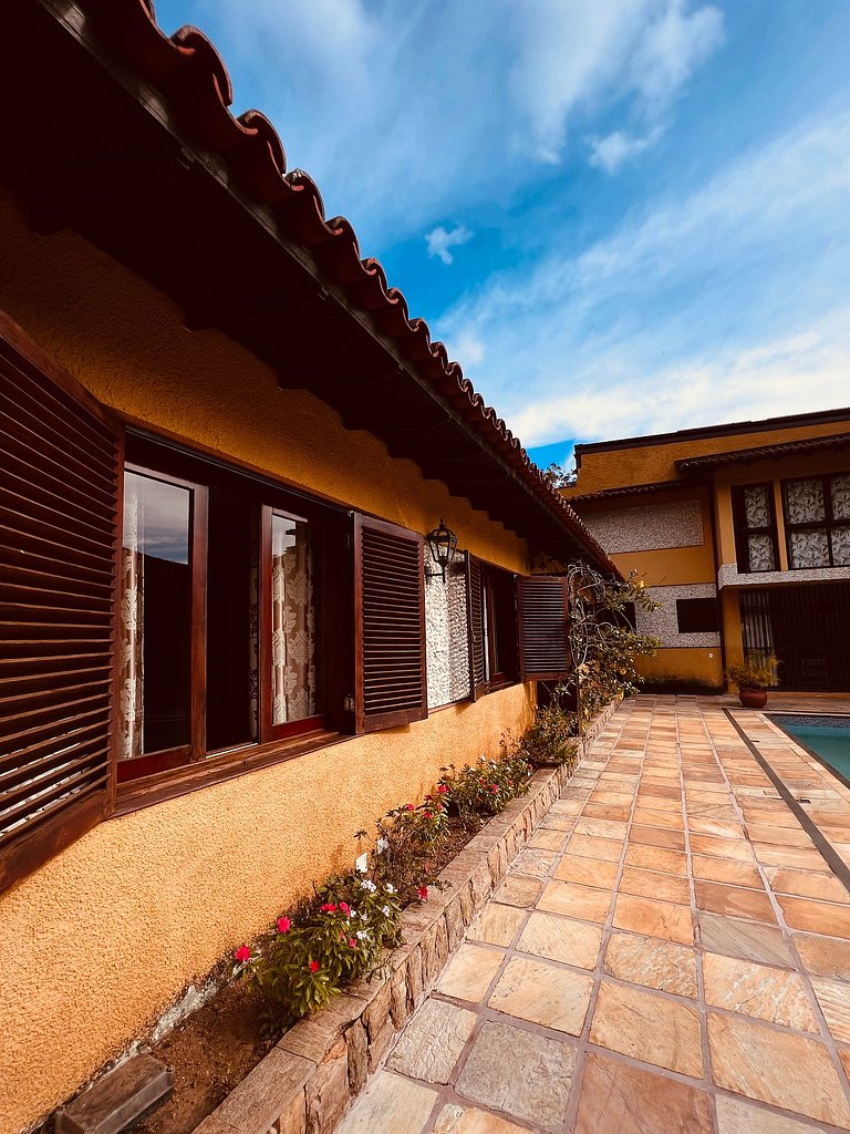 Charme na Serra do RJ Mansão Bardô Petrópolis RJ