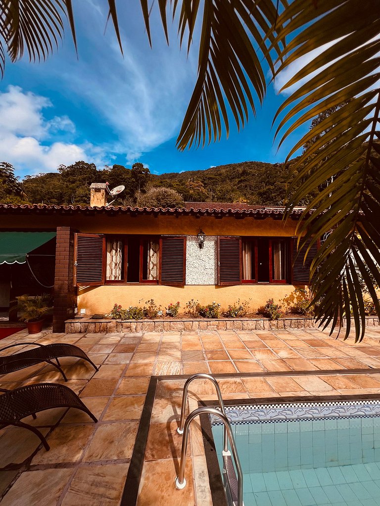 Charme na Serra do RJ Mansão Bardô Petrópolis RJ