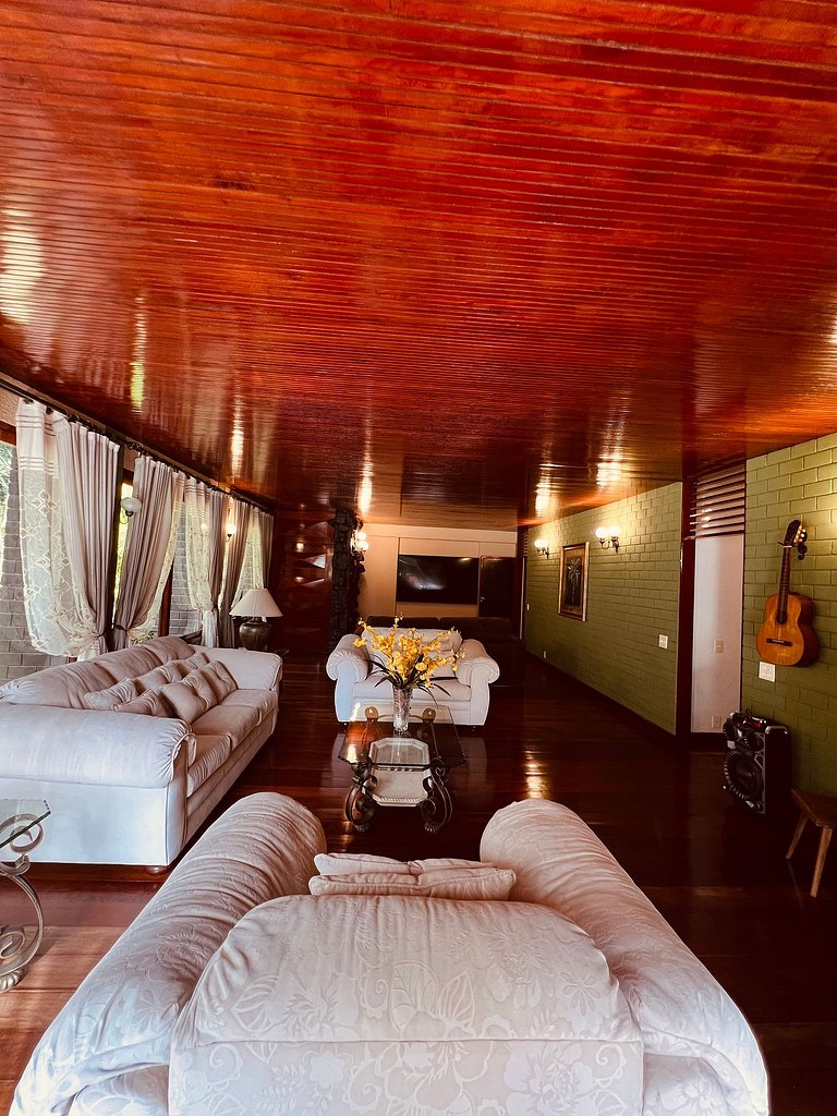 Charme na Serra do RJ Mansão Bardô Petrópolis RJ