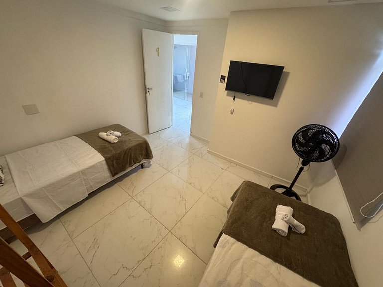 Quarto1 a pé da praia na Rua do comércio Recreio