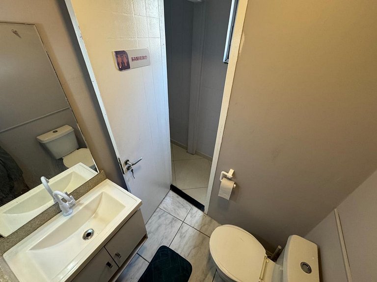 Quarto3 a pé da praia na Rua do comércio Recreio