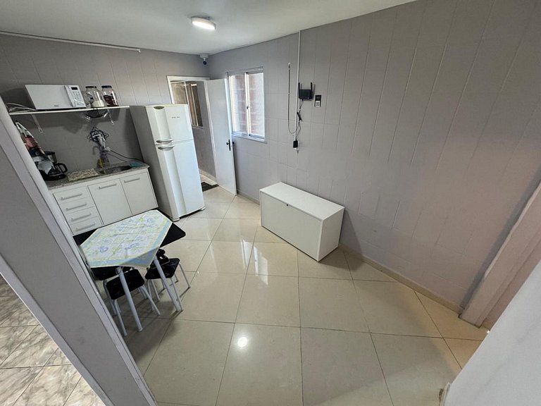 Quarto4 a pé da praia na Rua do comércio Recreio