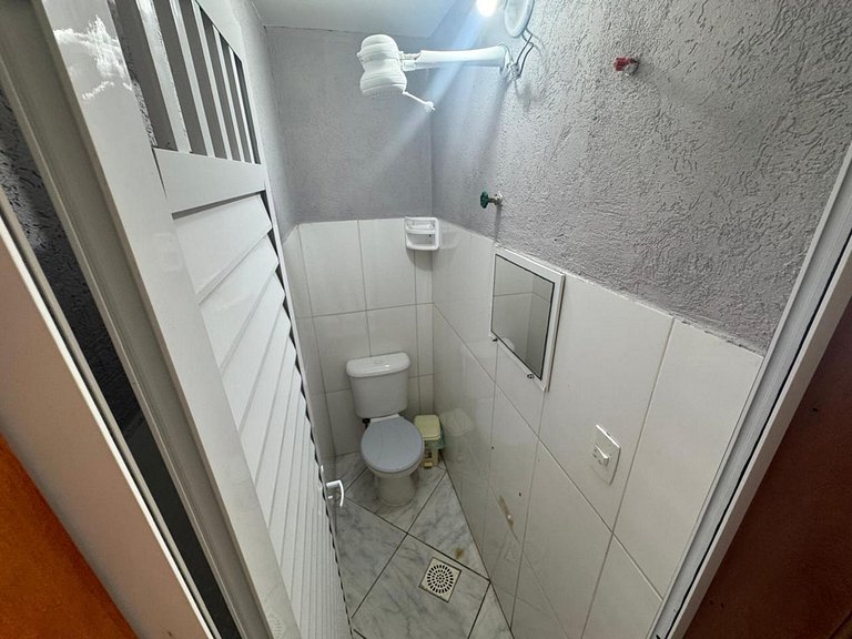 Quarto4 a pé da praia na Rua do comércio Recreio