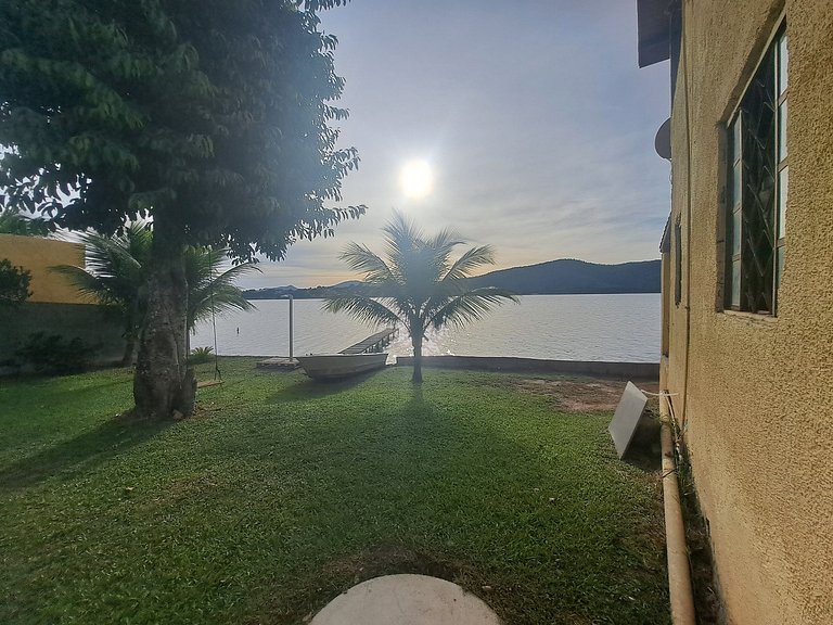 Casa Chuveirão Churrasqueira Deck Lagoa Maricá RJ