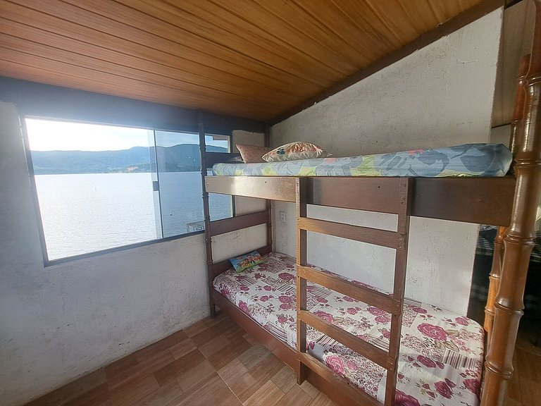 Casa Chuveirão Churrasqueira Deck Lagoa Maricá RJ