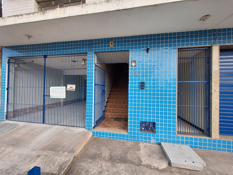 Apto 1 qto prático boa localização em Aterrado VR
