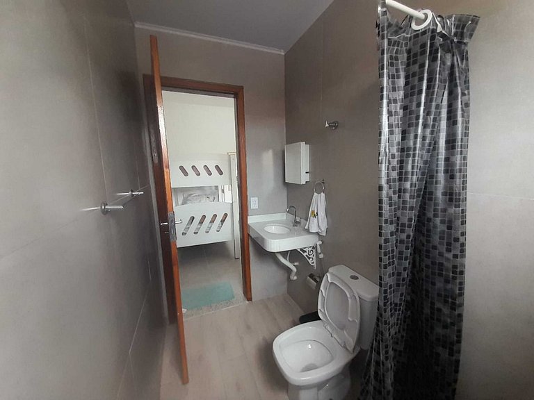 Flat novo103 a pé da Prainha Mambucaba Paraty RJ