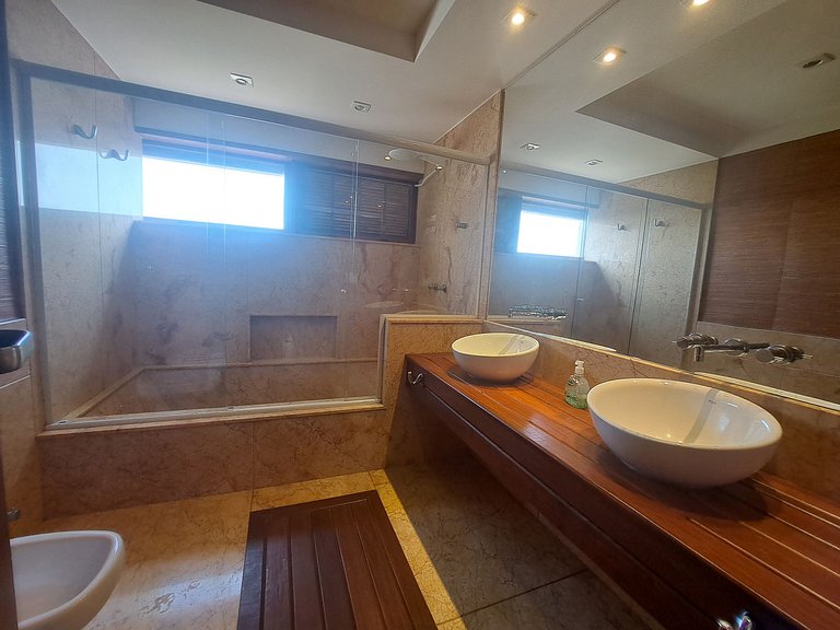 Mega Casa alto padrão Piscina Churrasqueira