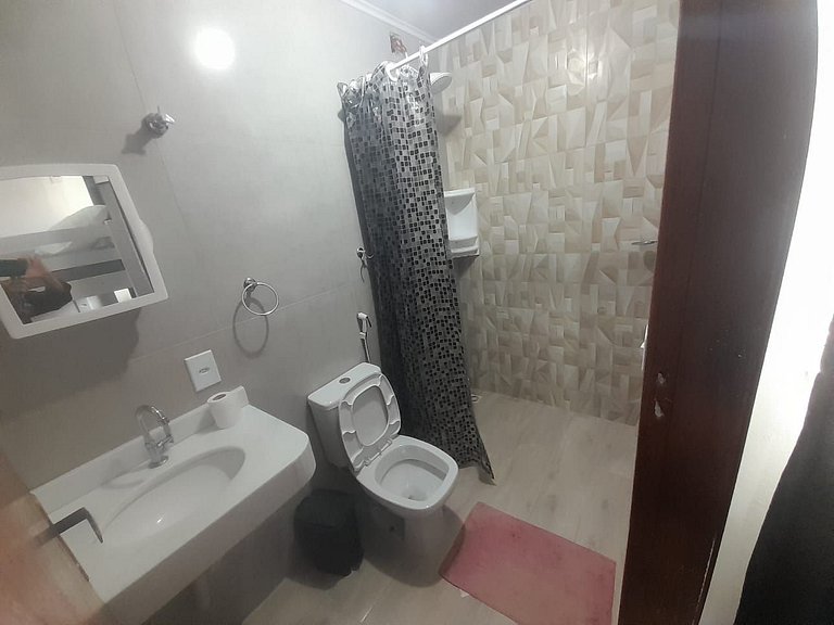 Flat novo 103 a pé da Prainha Mambucaba Paraty RJ