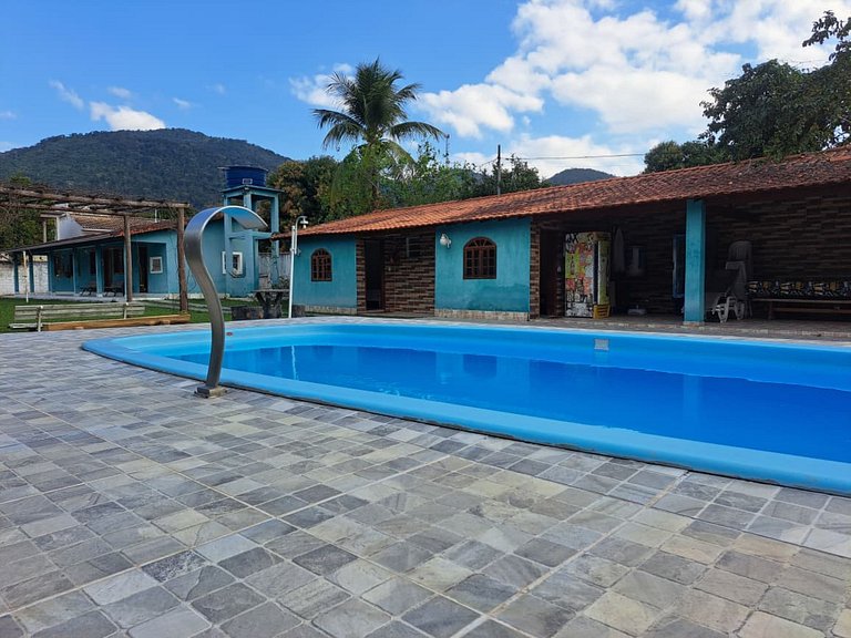Sítio c/ piscina e 3 suítes em Cachoeira de Macacu