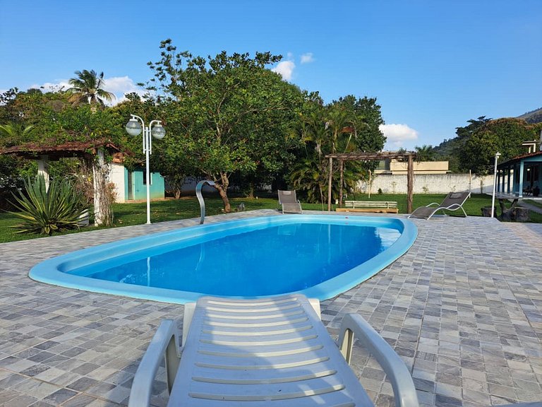 Sítio c/ piscina e 3 suítes em Cachoeira de Macacu