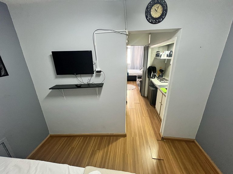 Flat Av Rio Branco 185 Cond Metrô Lapa RJ